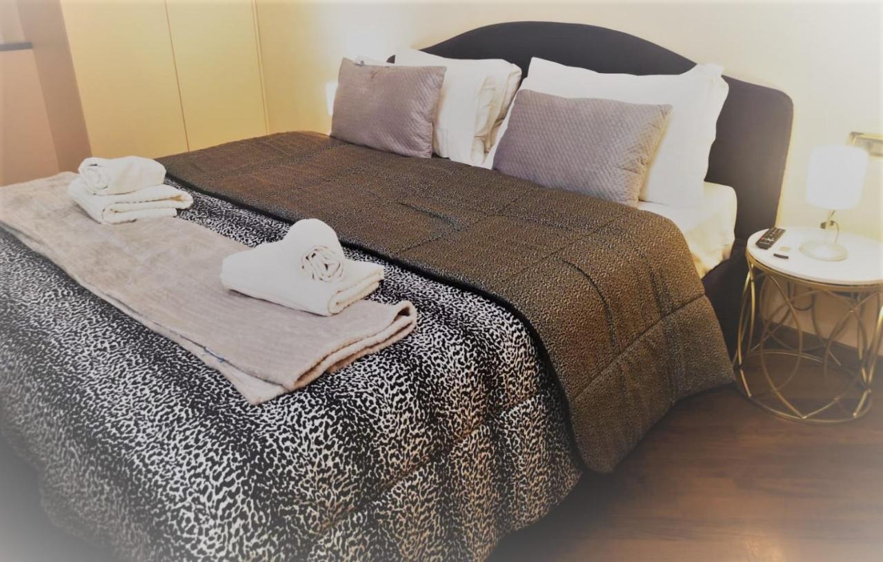 Trevi Nice Holiday - Luxury Apartment Roma Dış mekan fotoğraf